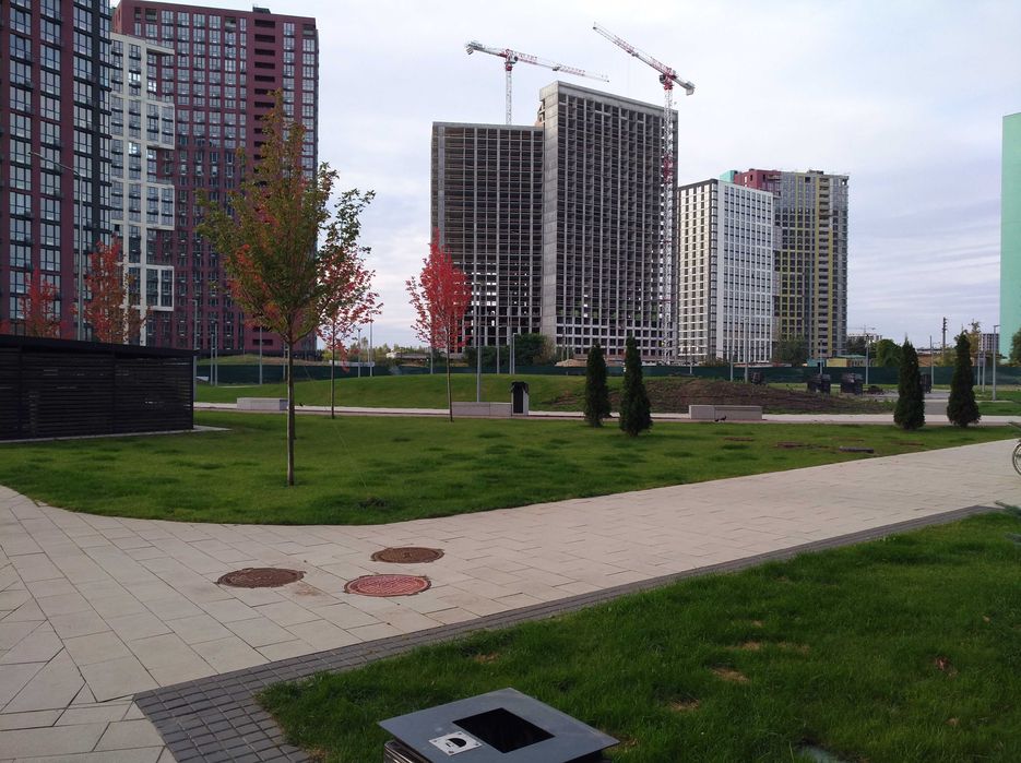 Dibrova Park Подільський Нивки Виноградар 2к на Віктора Некрасова 8