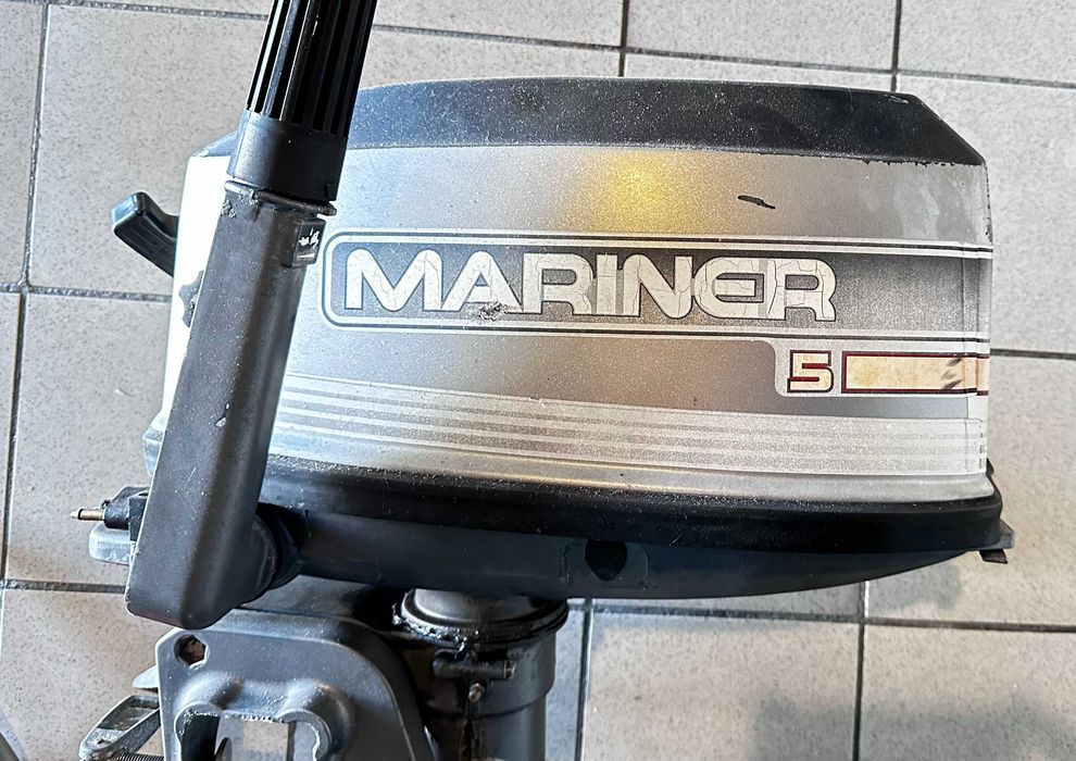 Motor 5 HP MARINER 2T (Coluna alta para veleiro) com Deposito
