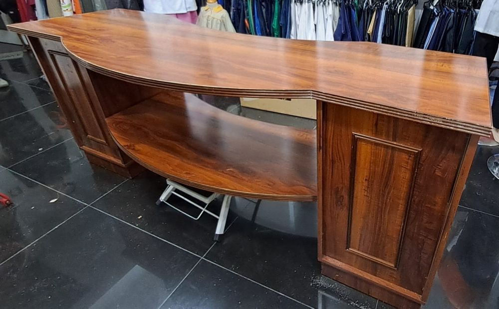 Balcão de loja vintage