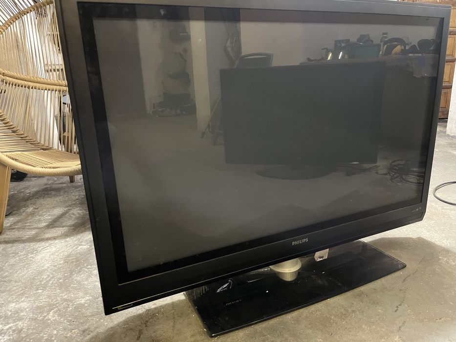Stry telewizor philips 55 cali