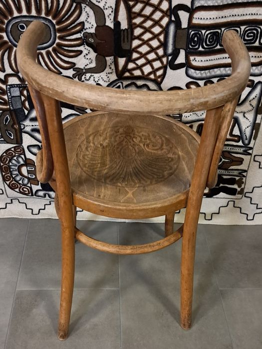 Stare krzesło gięte – klasyk (Thonet) unikatowy model fotelowy ArtDeco
