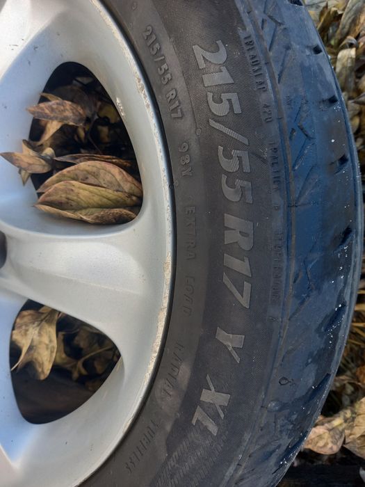 Продам диски с резиной  GRANDIS .R 17
Продамо комплектом.
Диски