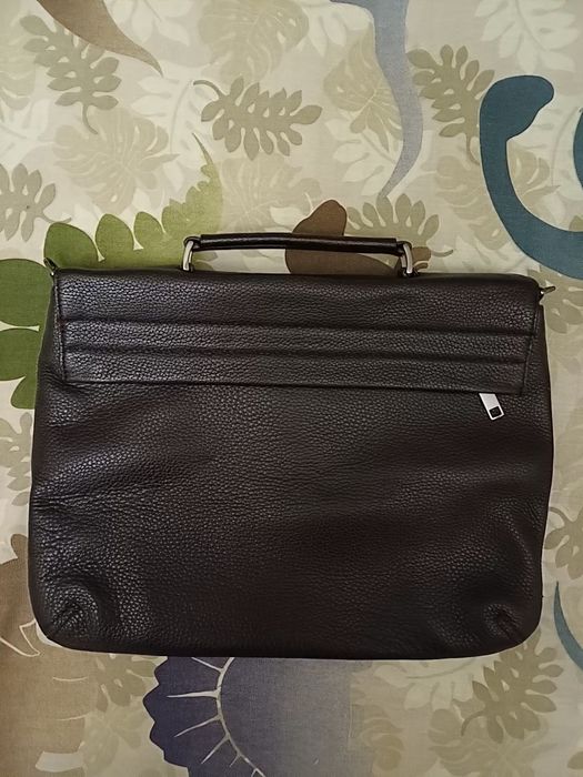 Продам портфель из натуральной качественной кожи