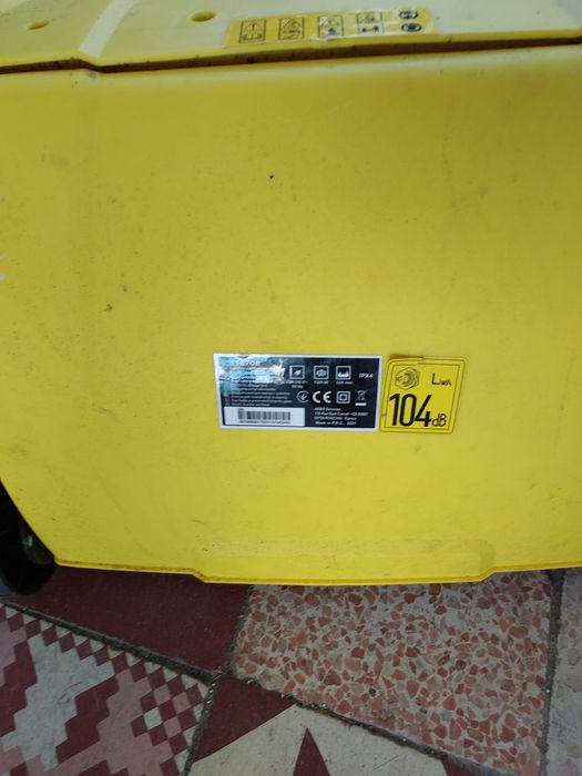 Vendo máquina jardinagem