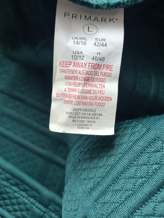Ciemnozielona, butelkowa bluza Primark. Rozmiar 42/44.
