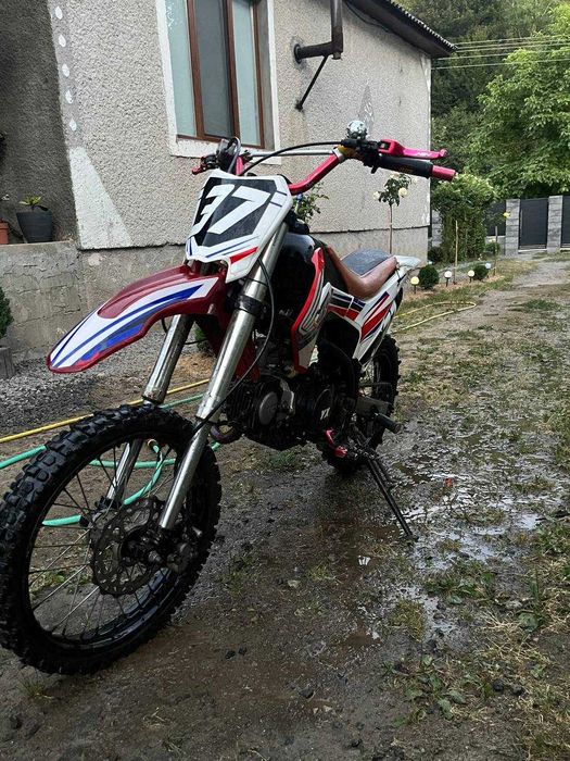 Мотоцикл 125 кубів