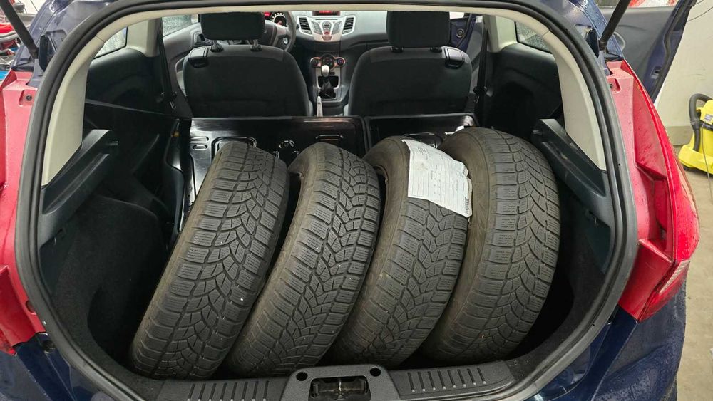 Ford Fiesta 2009   1,2 benzyna