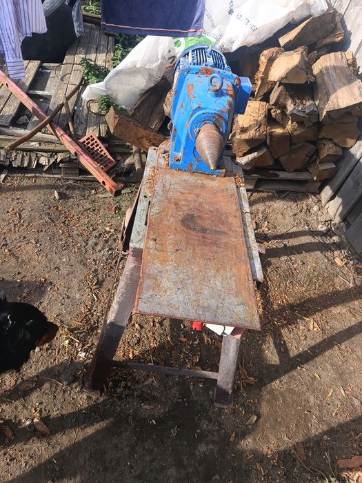 Łuparka świdrowa 5,5kW z motoreduktorem