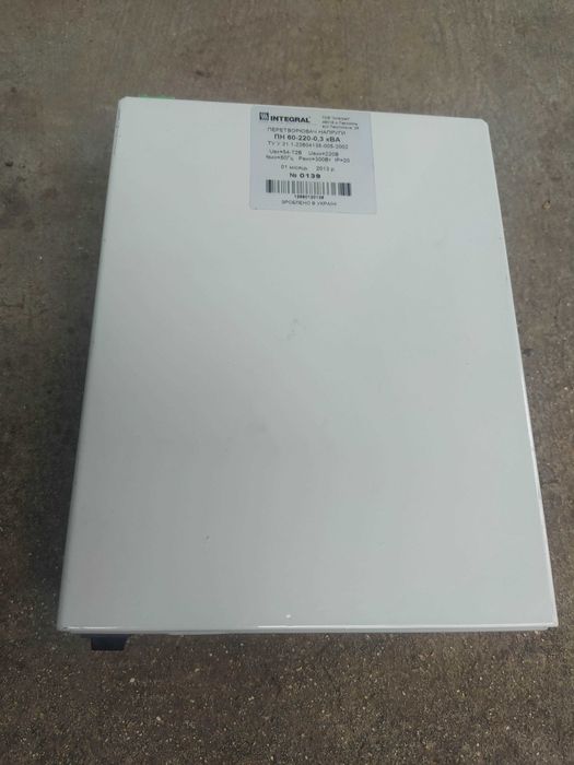 Инвертор,преобразователь напряжения ПН60/220 мощность 300 Вт