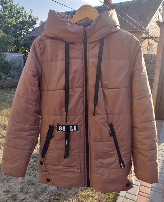 Жіноча куртка осінь/весна, розмір М
