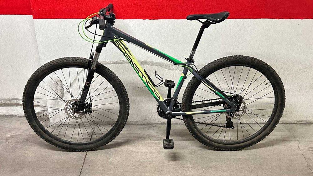 Bicicleta de Montanha (BTT) Capa 29'' – Como Nova!