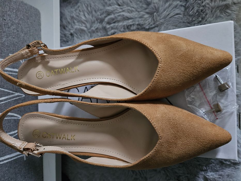 Buty catwalk slingback brązowe rozm. 38