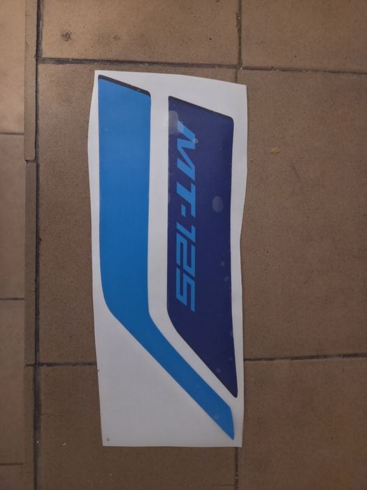 Naklejka na owiewke Yamaha MT-125 Nowa