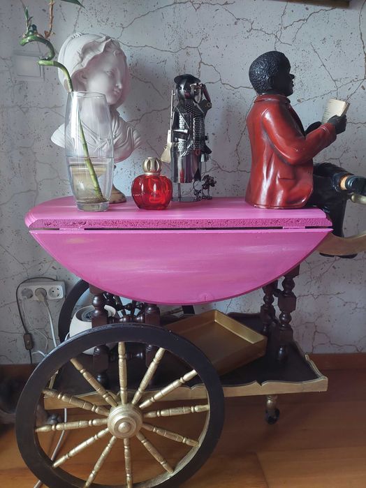 Carrinho de cha antigo restaurado