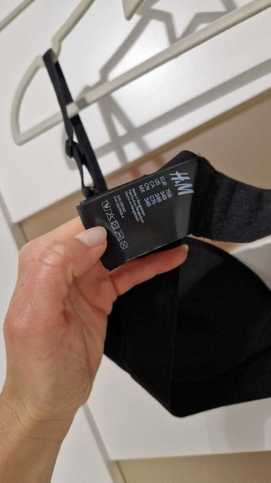 Czarny nowy biustonosz H&M push up 75B push up