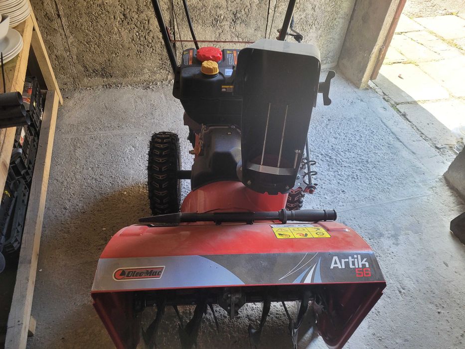 Odśnieżarka spalinowa