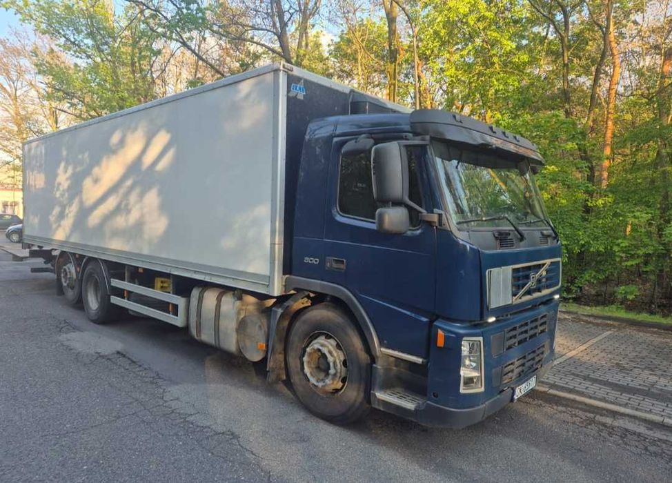 Izoterma Volvo FM9