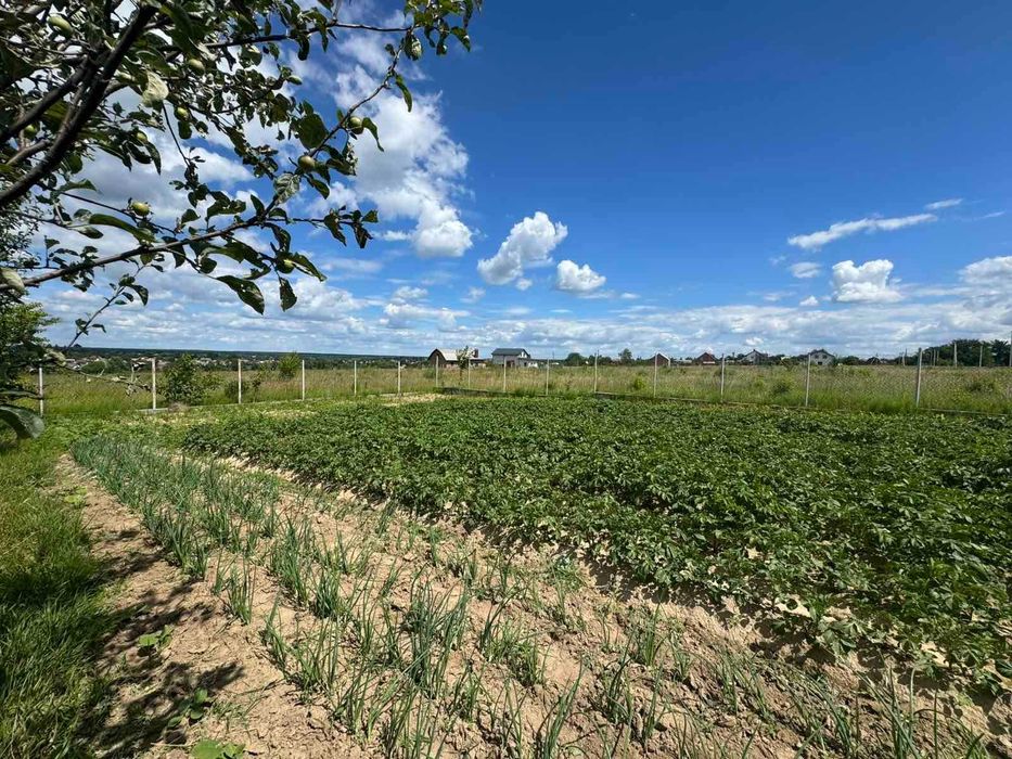 Продаж 2-поверхового будинку в Стрижавці