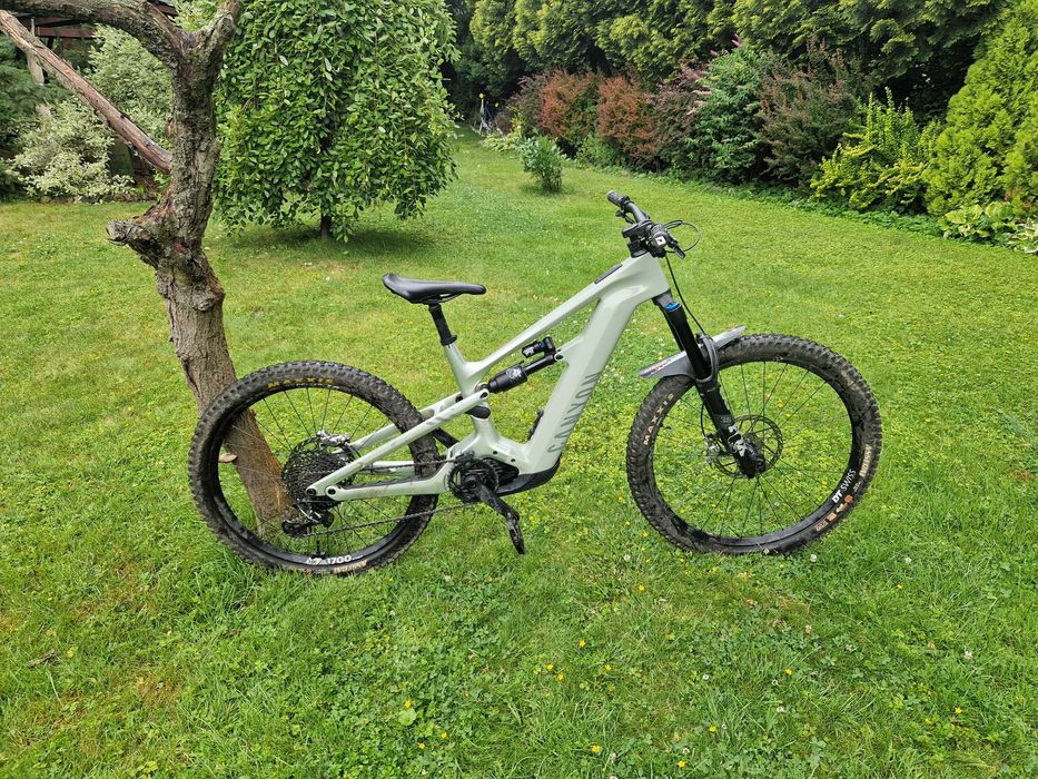 Rower Elektryczny Canyon Strive:ON CFR (nie TREK, Specialized, Giant, Pivot, NS, Focus)
