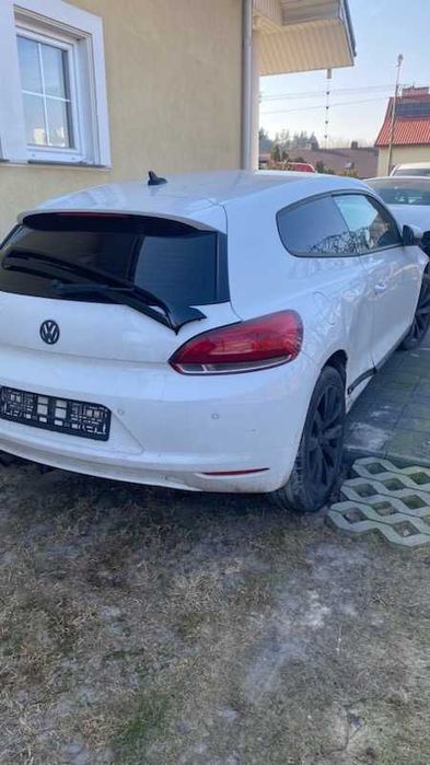 Sprzedam VW Scirocco na części 1.4tsi skrzynia,zderzak