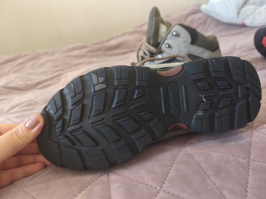 Buty hi tec r. 37.5