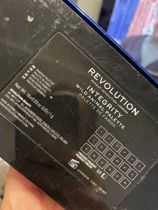 Paletka cieni Revolution