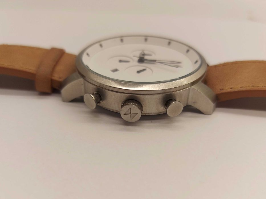 Zegarek MVMT Watches Chrono biały 45mm
