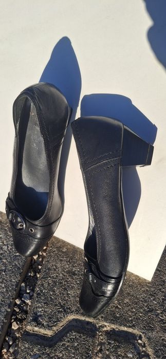 Sapatos de senhora N⁰35