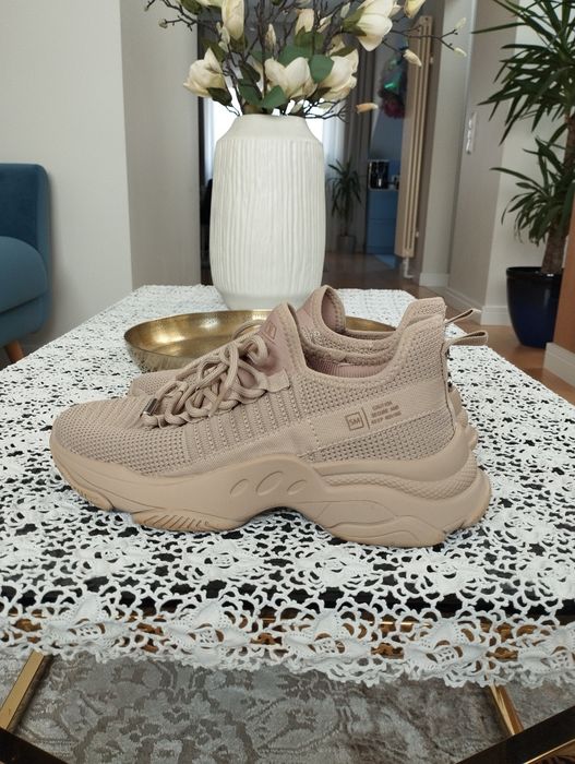 Buty sneakersy Steve Madden beżowe rozmiar 40. Długość wkładki wewnętr