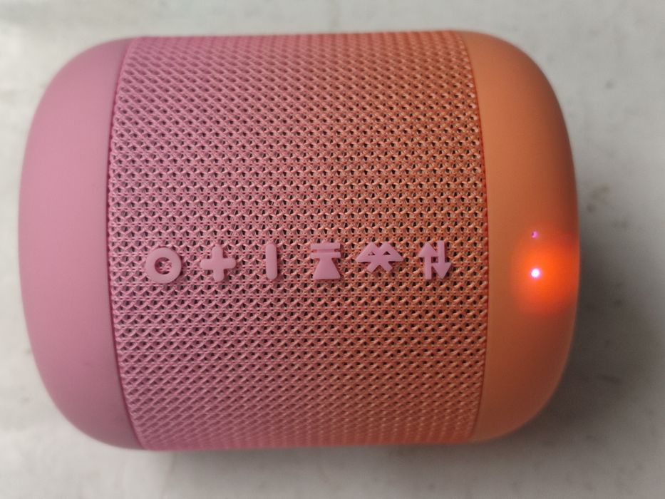 Колонка  Bluetooth в доброму стані ,стан нової