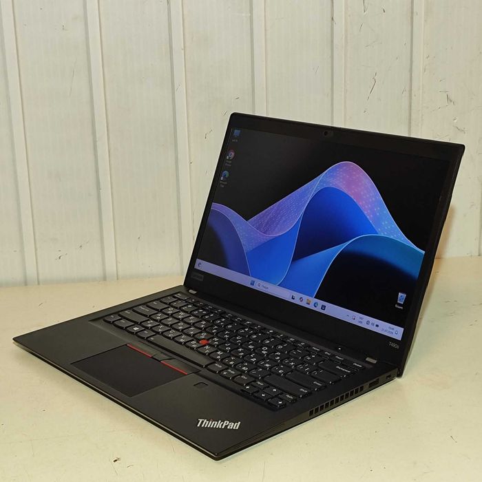Lenovo ThinkPad T490S: Intel Core i7-8665U, DDR4 16 GB, SSD 256 GB, Intel UHD IPS