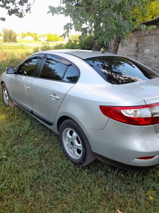 Авто Renault Fluence K9K