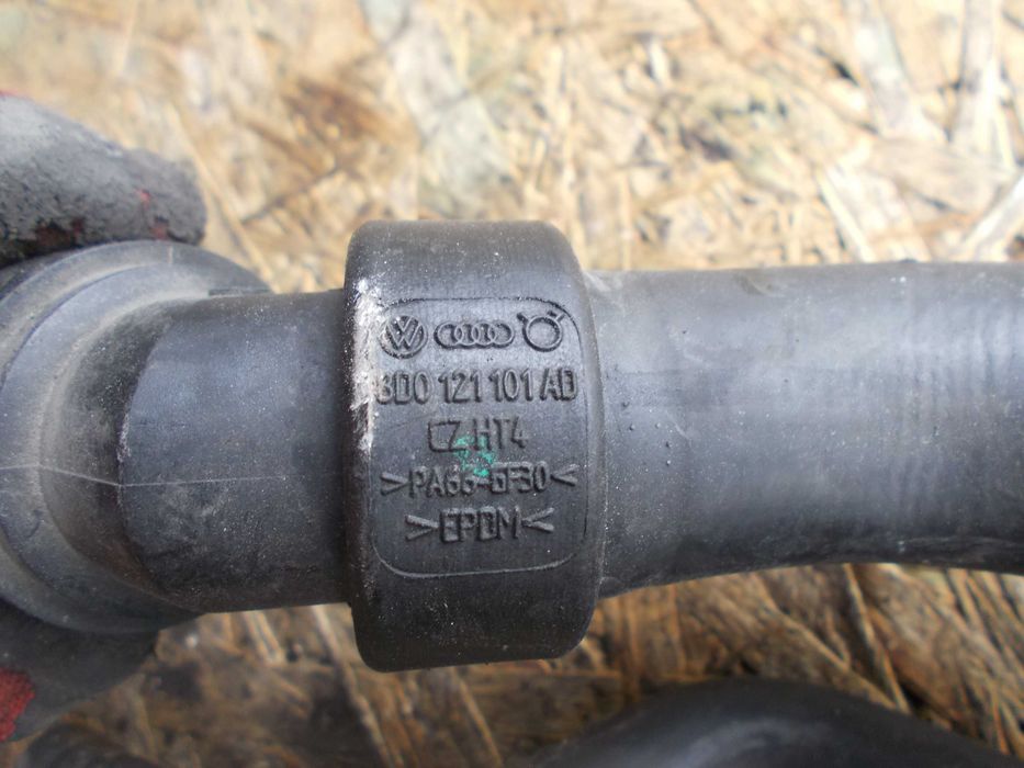 vw PASSAT B5 FL 1.9tdi 05r rura wąż przewód wody