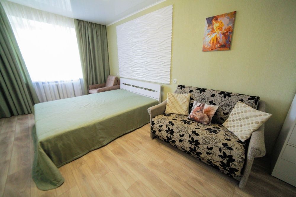 Подобова квартира біля Соборної з 2 окремими спальнями