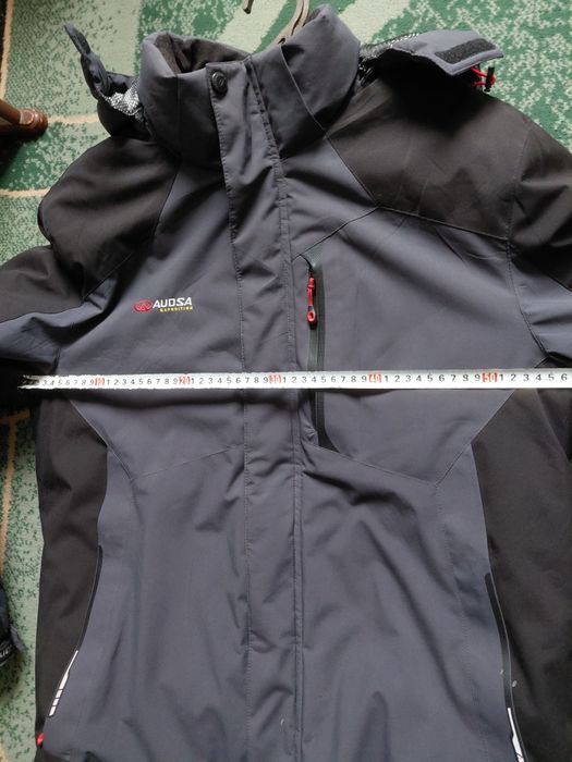 Зимова чоловіча куртка . XL