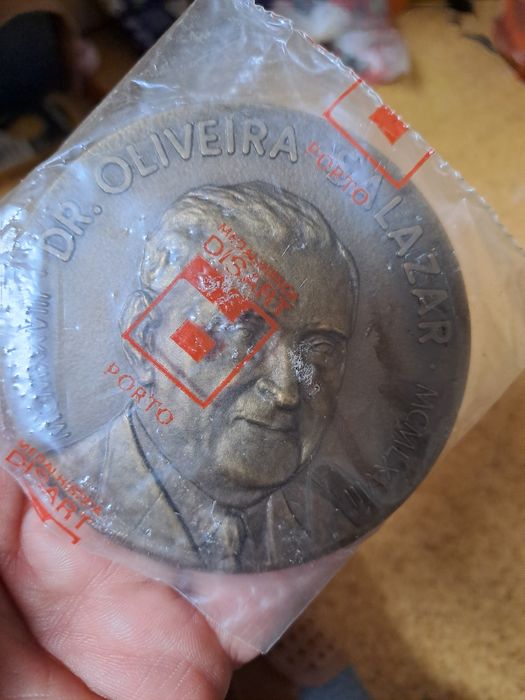 Medalhas antigas de metal