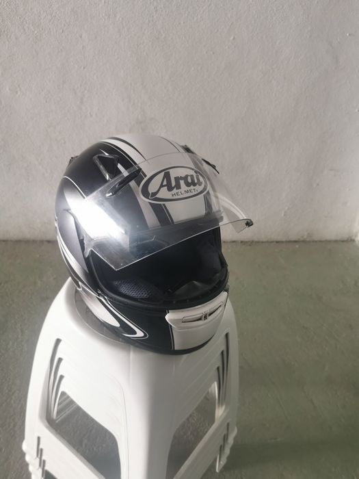 Capacete Arai Helmet Astro J