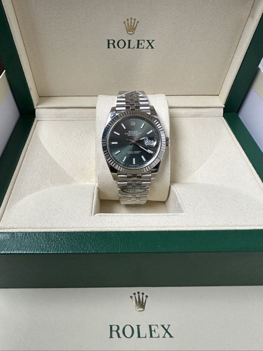Rolex Datejust Mint Green Dial 41mm Cal.3235 Clean