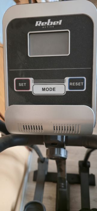 Nowy Orbitrek, REBEL