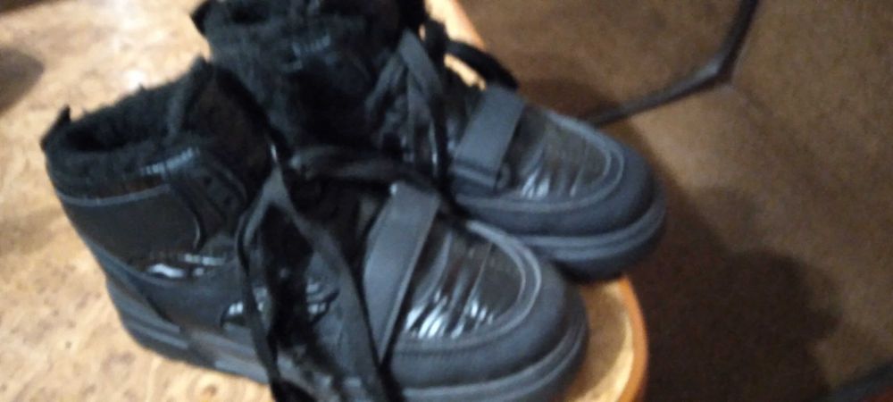 Зимові черевики хайтопи