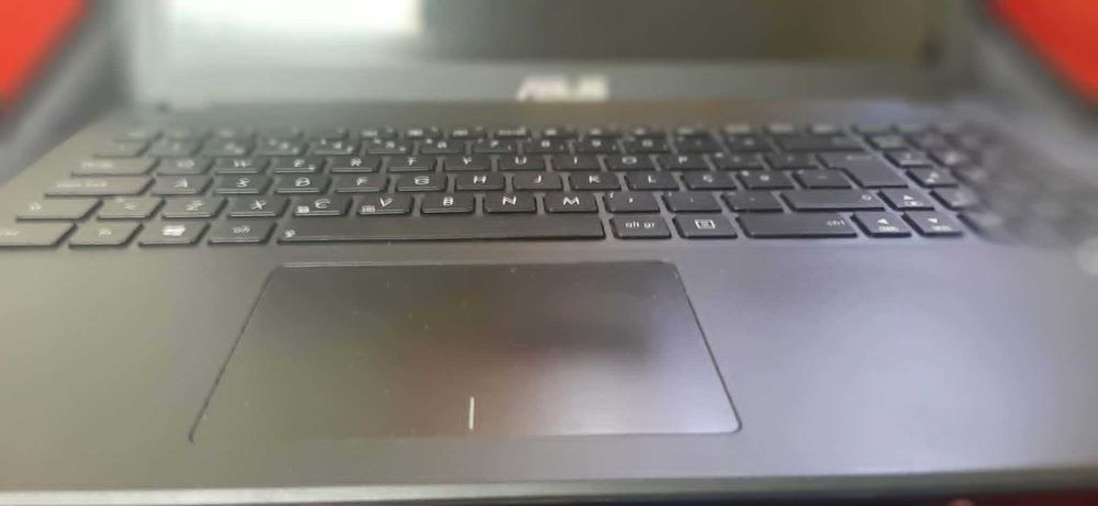 ASUS-NotebookSKU501788149977589764