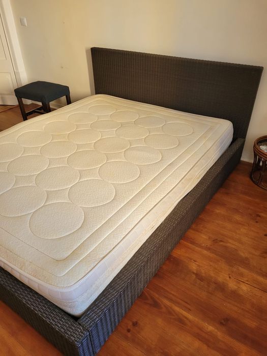 Cama king size 160x 200  - cama de  solteiro