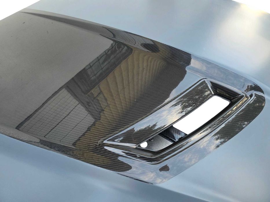 Lamborghini URUS SE Performante - maska, pokrywa silnika - CARBON visible - NOWA