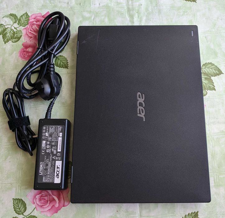 Acer TravelMate B118