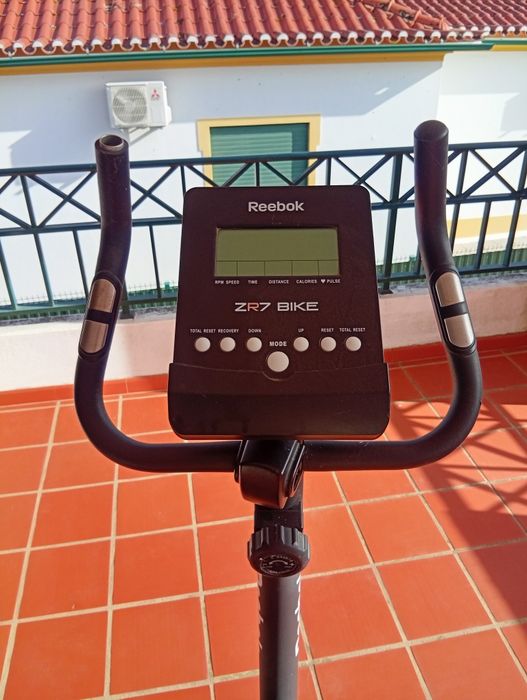 Bicicleta de desporto estática