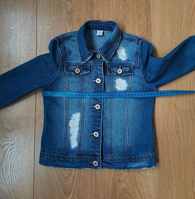Джинсовая куртка для девочки