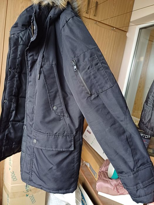 Продам чоловічу парку