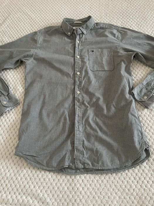 Casualowa koszula Hilfiger denim rozmiar s
.Stan bardzo dobry.  Szero