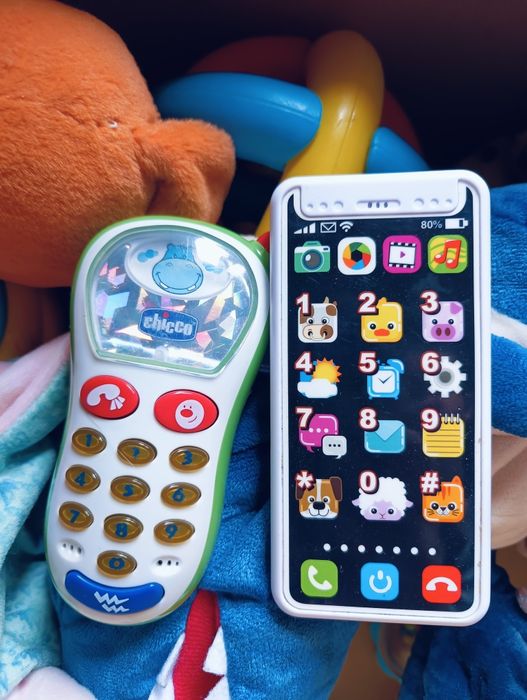 Oddam karton zabawek