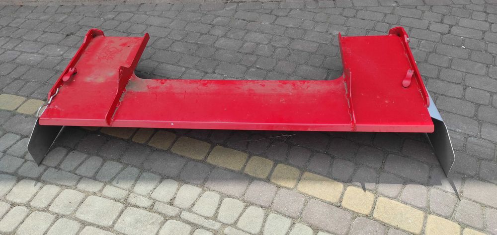 Siew graniczny rozsiewacza Lisicki RCW N062